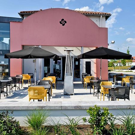 Hotel Restaurant Aldaburua Larressore 外观 照片